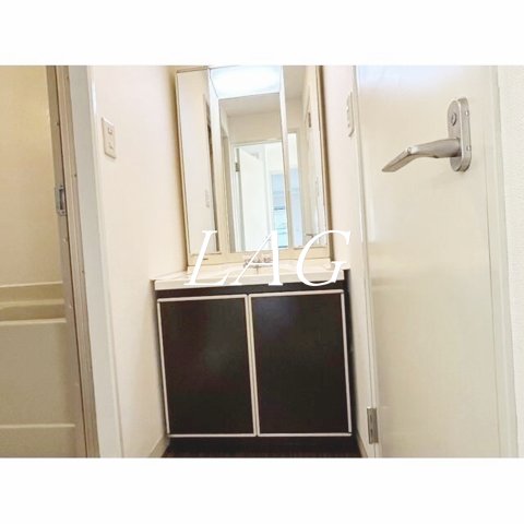 洗面設備　洗面台です。
