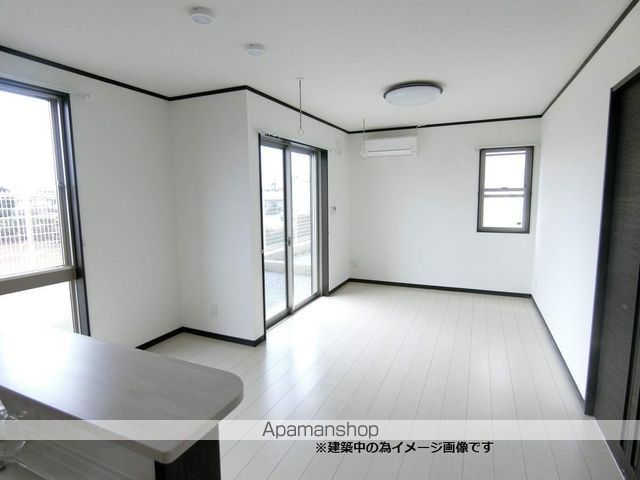 三島市萩長屋住宅の居間写真