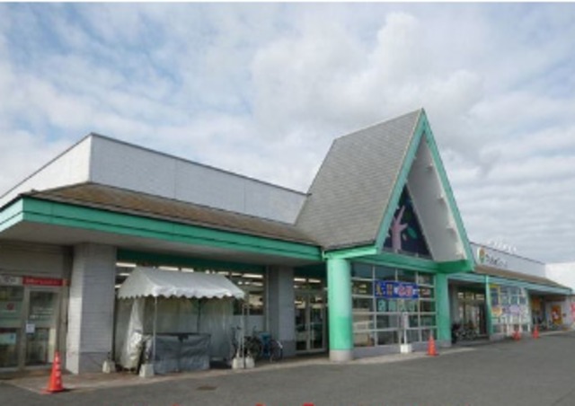 スーパー　サンリブ　リブホール大在店（スーパー）まで731m