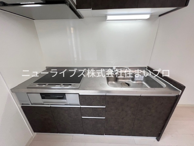 クリエオーレ萱島東のキッチン写真