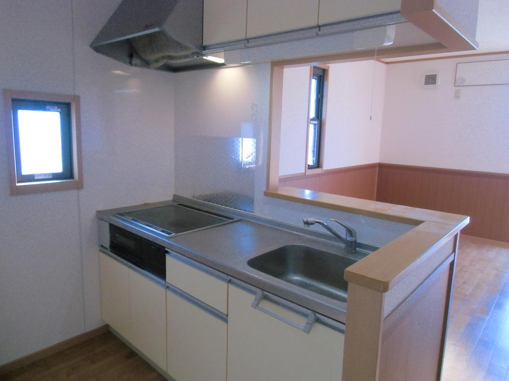 その他設備　3口ＩＨコンロシステムキッチン付き☆