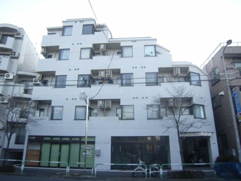 東京都北区東十条１の賃貸マンションの外観