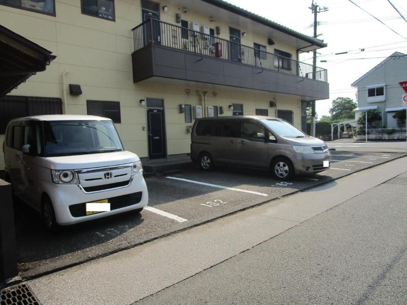 【第３コーポ川越の駐車場】