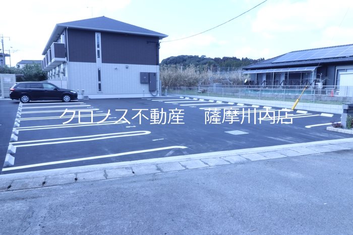 【薩摩川内市上川内町のアパートの駐車場】