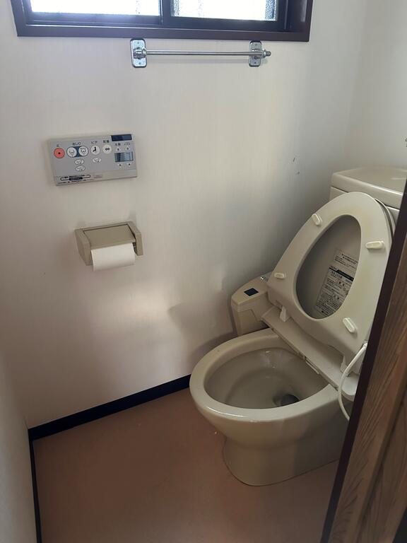 足利通貸戸建のトイレ写真