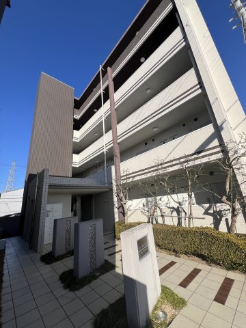 堺市北区北長尾町のマンションの建物外観