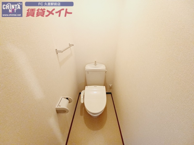 トイレ　同物件別部屋参考写真です。