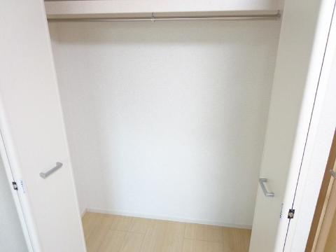 グレンツェン茨木　収納　ＣＬ（開）