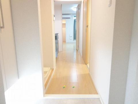 グレンツェン茨木　玄関　玄関