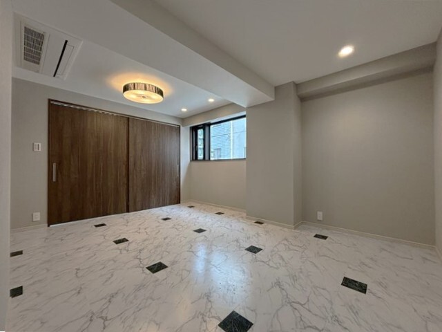 居室・リビング　【ＬＤ】１０．３帖