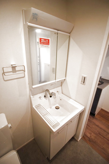 洗面設備　※写真は他号室です