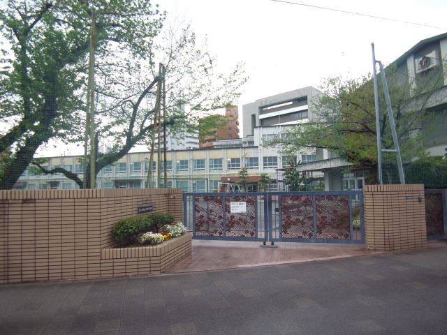 小学校　市立六郷小学校（小学校）まで170m