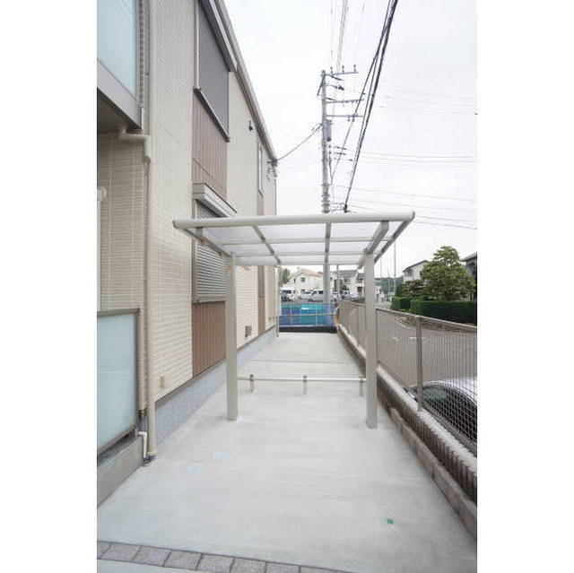 その他共有部分　敷地内に駐輪場があります。