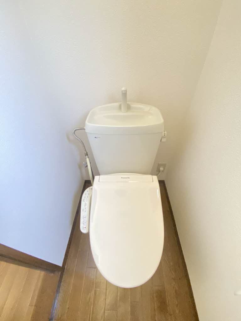 トイレ　トイレ