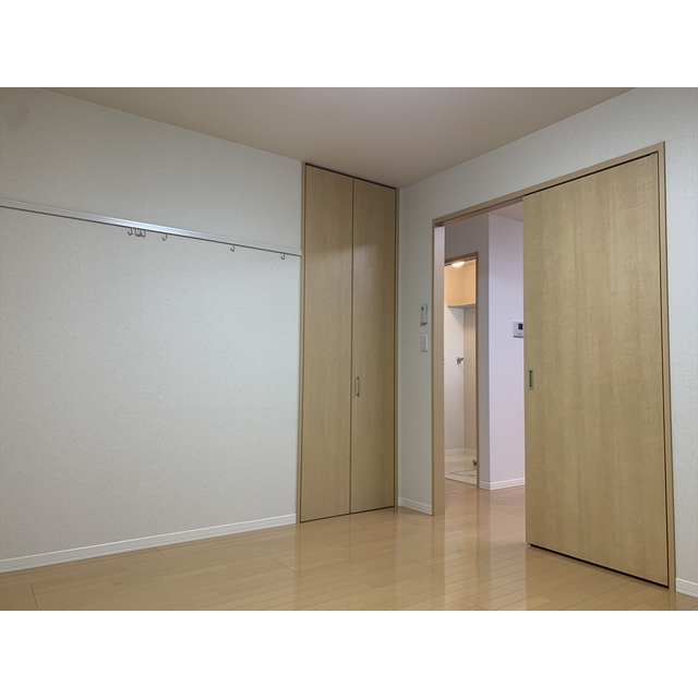 その他部屋・スペース　洋室（6.4帖）の様子