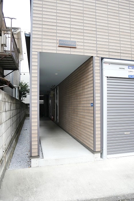 エントランス　整備されたエントランスです。