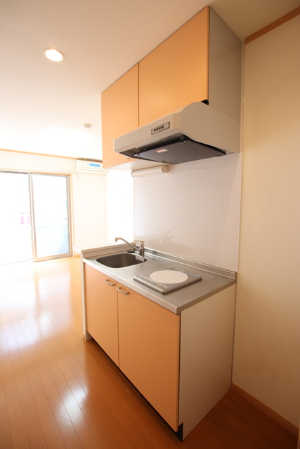 キッチン　★別室参考写真です。収納スペースの多いキッチンです☆