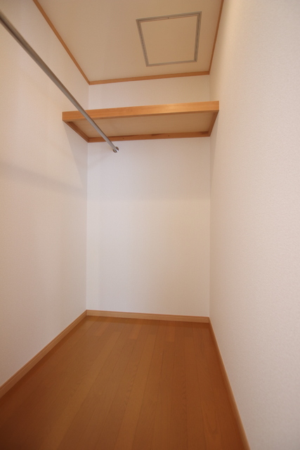 収納　★別室参考写真です。ウォークインクローゼットです☆