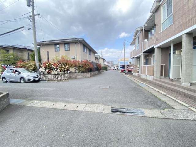 その他　前面道路（その他）まで0m