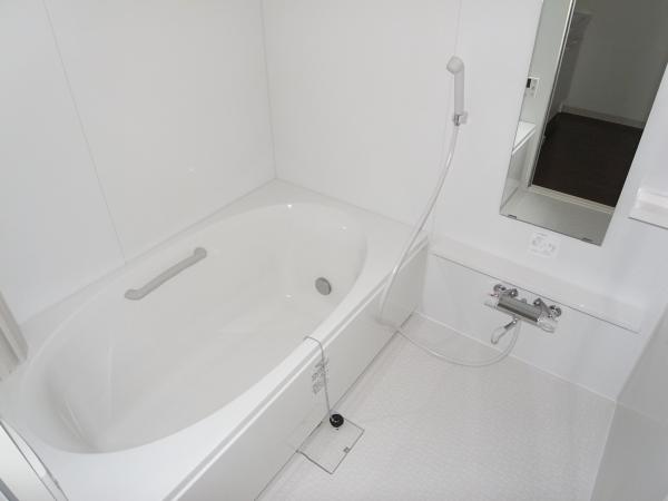 バス・シャワールーム　浴室