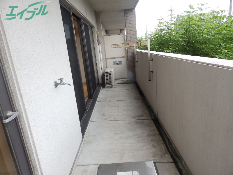 バルコニー　同型参考写真