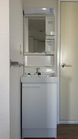 洗面設備　独立洗面台付き