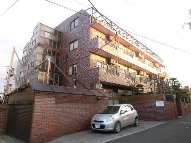 エントランス　外壁タイル貼り