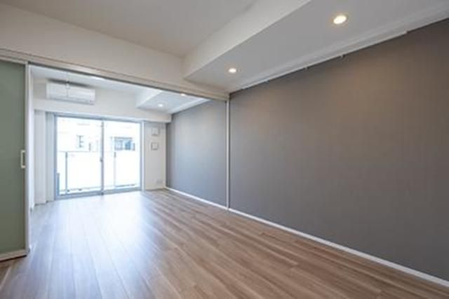 居室・リビング　☆明るい居間☆