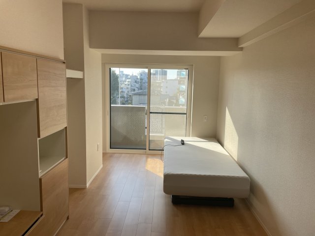 居室・リビング　※別部屋参考写真（設備付帯せず）