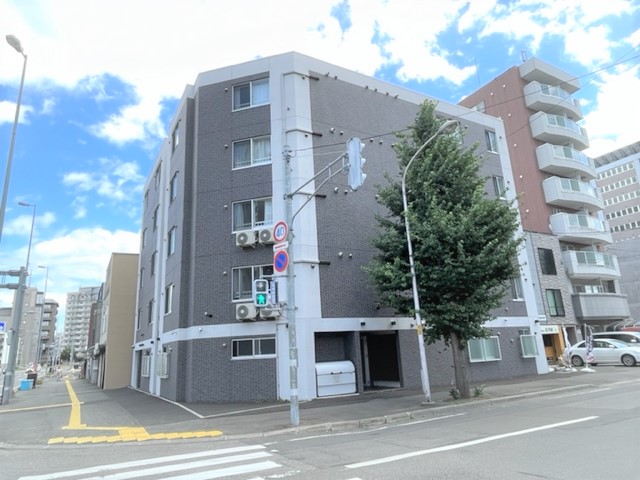 建物外観　【携帯電話でのテレビ内覧実施中】