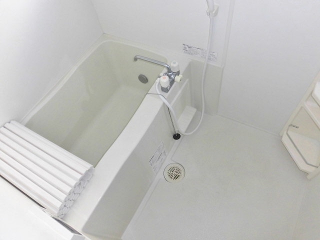 バス・シャワールーム　別部屋のお写真です