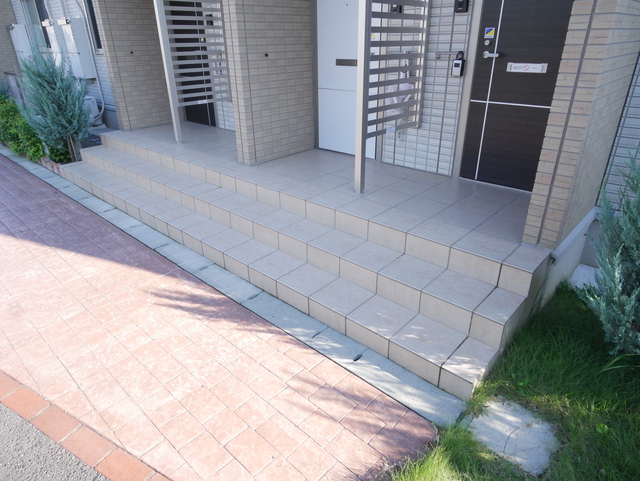 エントランス　★建物入口のお写真です★