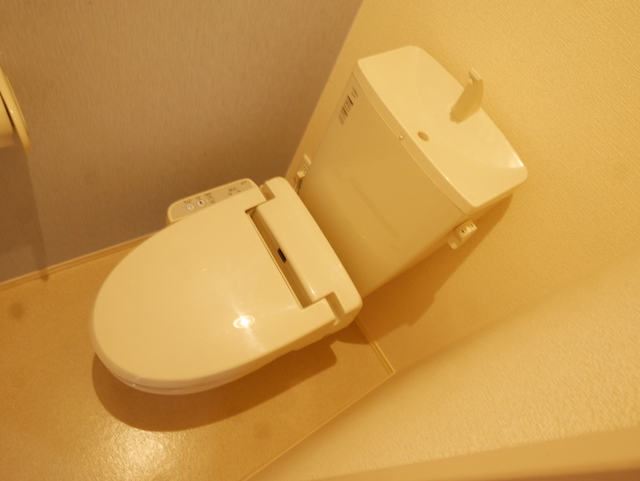 トイレ　★うれしい温水洗浄便座のトイレです★