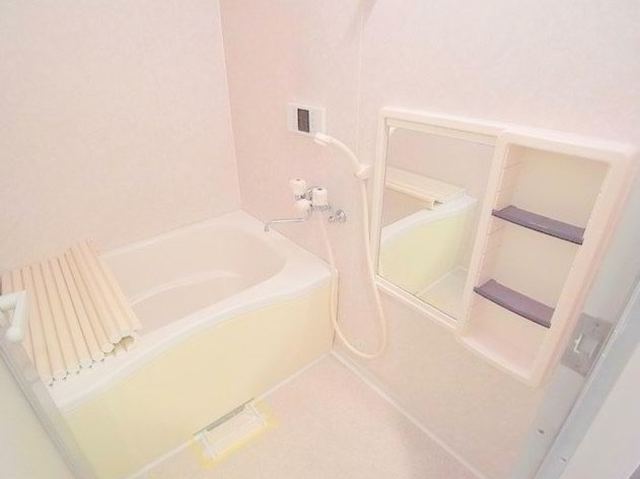 バス・シャワールーム　別部屋同仕様タイプ