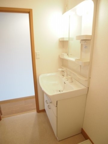 洗面設備　洗面所です