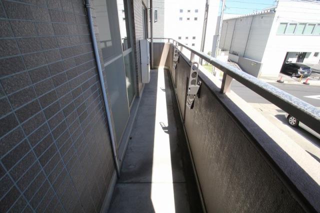 バルコニー　日当たりの良いベランダです。