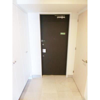 玄関　参考写真