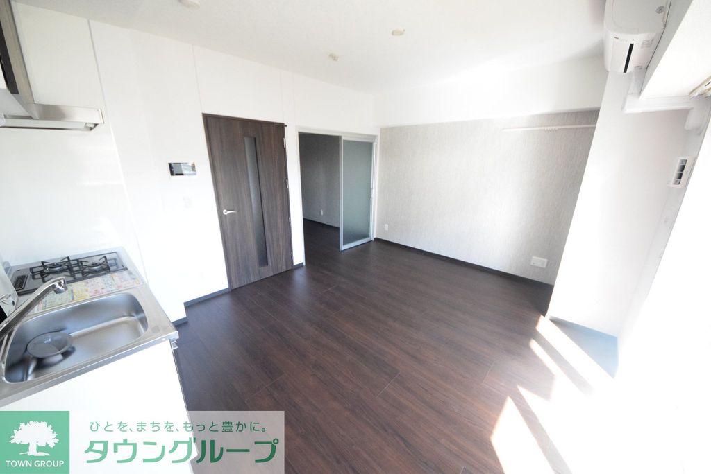 居室・リビング　※別部屋写真