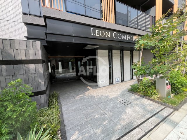 エントランス　レオンコンフォート難波クレア　エントランス
