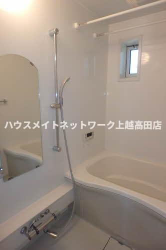 バス・シャワールーム　追焚機能付（参考同型101号室室内写真）