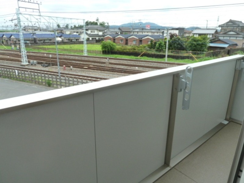 バルコニー　図面と現状に相違がある場合には現状を優先