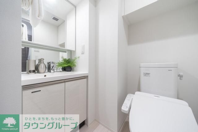 洗面設備　家具家電はイメージです。