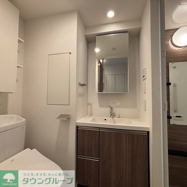 洗面設備　※写真は同タイプ住戸です。