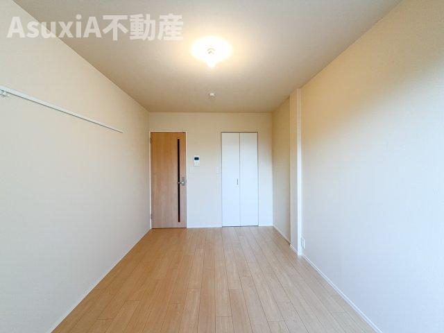 居室・リビング　別タイプのお部屋の写真です