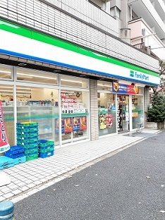 コンビニ　ファミリーマート上池袋店（コンビニ）まで252m