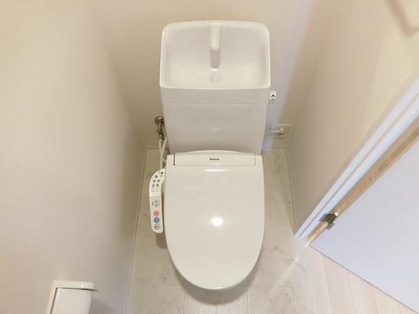 トイレ　ウォシュレット！