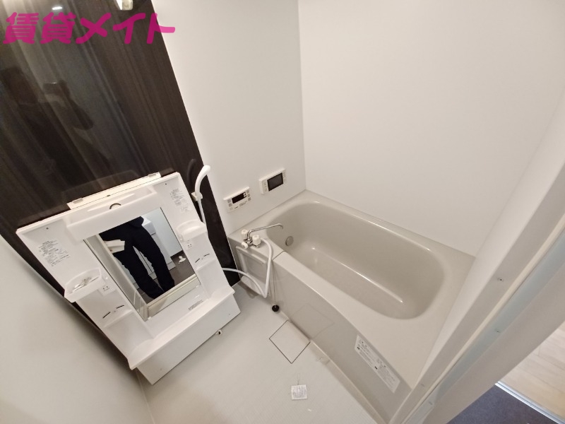 バス・シャワールーム　別部屋参考写真です
