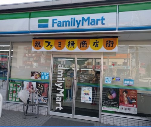 コンビニ　ファミリーマート 守山小六町店（コンビニ）まで365m