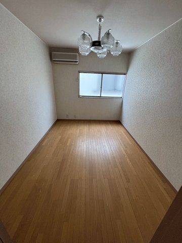 居室・リビング　洋室6帖