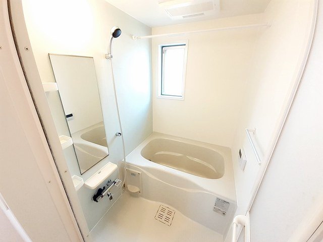 バス・シャワールーム　日々の暮らしに欠かせないお風呂です
